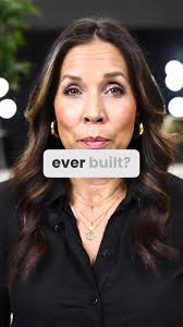 The world's loudest car. What's the loudest ever built? Many say it's the  drag racing Top Fuel cars, whose engines produce over 11,000 horsepower.  When they launch, the sound pressure can reach 150 ...