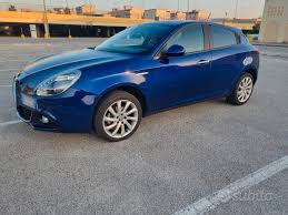 Image result for Blu Anodizzato 2014 Giulietta