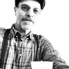 Experience winter whismy at our beautiful glasshouse this season. ❄ From  adorable topiary reindeer to sneaky dogs and cats at a holiday dinner, our  Phipps Holiday Magic display is packed with so