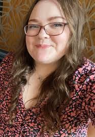 Katherine Armstead's Instagram, Twitter & Facebook