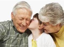 Abuelitos, un gran tesoro de la familia