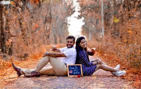 7 Wedding Planning App Websites You Should Use Now India S Wedding Blog Wedding Photoshoot Poses Wedding Couple Poses Photography Pre Wedding Photoshoot Outdoor