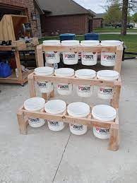 5 gallon bucket garden stand. Goodshomedesign