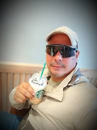 How to get from Guayaquil Airport to montanita or TO PUERTO LOPEZ?