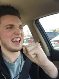 Tom Vandertill (@tomvandy11)