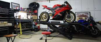 Nice Setup Bike Shop Motorcycle Garage Motorcycle Workshop