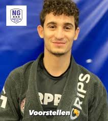 Maak kennis met Laszlo! 🥋 Al meer dan tien jaar traint hij Brazilian  Jiu-Jitsu en inmiddels staat hij al 7 jaar op de mat als trainer van  kinderen en tieners bij @carlsongracieamsterdam.