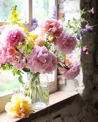 The Last Day Of The Month The Last Of The Peonies From The Garden Where Did June Go Looking Fo In 2020 Beautiful Flower Arrangements Pretty Flowers Beautiful Flowers