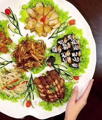 There are many good steamboat restaurants in and around kl. 7 Of The Best Vegetarian Buffets In Singapore