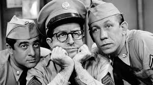 In Just 4 Seasons, This War Show Changed Sitcom History Forever