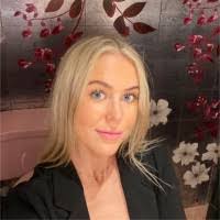 Molly Doyle's Instagram, Twitter & Facebook