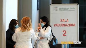 Come prenotare i soggetti appartenenti a questa categoria possono autocandidarsi per il richiamo attraverso la piattaforma online e saranno contattati dall'azienda usl competente. Vaccini Anticovid In Emilia Romagna Stop Alle Prenotazioni Per Gli Under 60