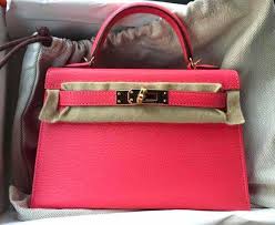 It extends the body and unleashes the exaltation and energy that bind us together. Hermes Kelly 20 Mini Sellier Rose Lipstick Chevre Mysore Gold Hardware A Vendome Monte Carlo