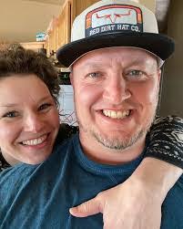 Heather Otis's Instagram, Twitter & Facebook