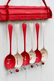 How To Make An Upcycled Christmas Wind Chime Ornament Pillar Box Blue