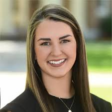 Yesterday I had the opportunity to present my current research at the  Prospectus Presentation hosted by the Southern Miss School of Marketing! I  am so thankful to be part of a community