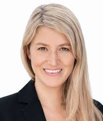 Samantha Mahoney's Instagram, Twitter & Facebook