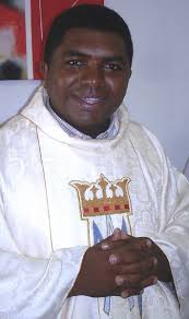 Padre Roger Araújo