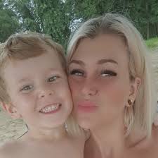 😏 • • @boot_barn_official @blackriflecoffee @happydad @serratellihats  @barstowprorodeo 📸 @outlawechos