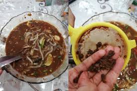 Di samping berdepan dengan masalah kurang pemakanan, malaysia juga kini perlu menghadapi cabaran akibat daripada pemakanan berlebihan serta penyakit kronik yang berkaitan dengan pemakanan. Apa Benda Ni Pelanggan Syak Terbeli Laksa Surat Khabar Memang Tak Selamat Dunia Akhirat Berniaga Macam Ni Viral Mstar