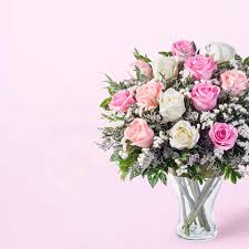 Whether it is celebration or just to show him you care ✓ 100% fresh quality guarantee. Flower Delivery Singapore Florist Singapore Flower Chimp