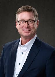 Martin Mcbee's Instagram, Twitter & Facebook