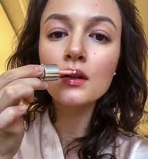 You can find more quizzes like this one in our personal style quiz category. A Makeup Artist Talks About How To Do Makeup On A Budget And Look As Great