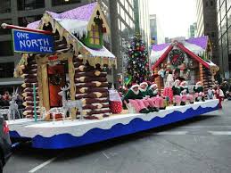 Parade Float Montreal Santa Claus Parade 2012 Canadian Christmas Christmas Parade Christmas Float Ideas