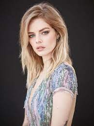 Samara Weaving Blonde Actress Celebrity Blue Eyes 720p Wallpaper Hdwallpaper Desktop Blonde Actresses Samara Blonde