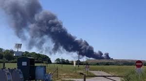 Par rédaction essonne publié le 9 août 21 à 16:31 actu essonne voir mon actu suivre ce média. Essonne Les Pompiers Mobilises Sur L Incendie De Vert Le Grand
