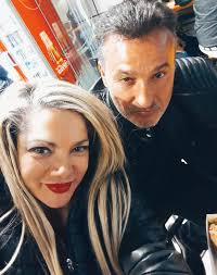 Funky's pizza, pasta and salad updated their status.