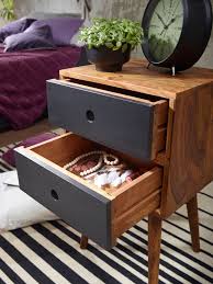 Bis 2020 soll alles holz für unsere produktion aus. Finebuy Retro Nachtkonsole Sheesham Holz Nachttisch Mit 2 Schubladen Dunkelbraun Design Nachtkastchen 40 X 67