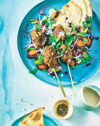 Kofte Mit Mohren Porree Gemuse Und Kefir Dressing Rezept Porree Gemuse Porree Lebensmittel Essen