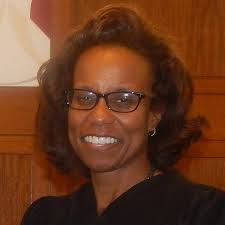 Leslie Ide (@LeslieIde)