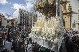 Hermandad y cofradía nuestro padre jesús de la salud y buen viaje, maría santísima madre de los desamparados,. Domingo De Ramos 2019 San Roque Pasion En Sevilla