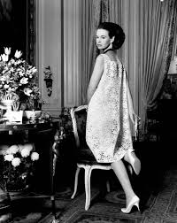 Gloria vanderbilt with unknown creepy guy and baby that may be anderson or his brother who below is gloria vanderbilt's son anderson cooper who propagates fake news on cnn while being. Fashion Icon Gloria Vanderbilt Dies At 95