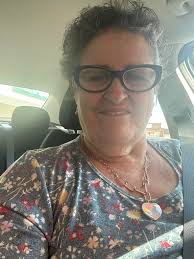 Hello ladies... I'm new to this group. I love seeing all of you beautiful  queens shining bright!!