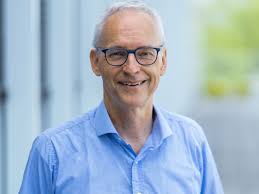 Erfinder der Oleds: Karl Leo von der TU Dresden erhält Sachsens  Verdienstorden