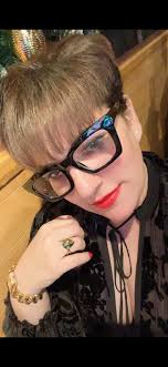 Buenas noches con todos saludos desde la bella Francia… 🇫🇷