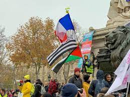 パリ観光のデモ対策 現地での予防と遭遇したら取るべき 地球の歩き方 ボルドーフランス クロアチア ドゥブロヴニク 観光