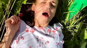 Chica Fea De Cono Apretado Folla Con Padrastro En Publico: Pussy Ass Porn