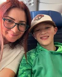 Jeffrey Neece's Instagram, Twitter & Facebook