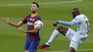 Valencia is in control of the ball. Laliga Valencia Vs Barcelona Laliga Live Final Score Goals And Reactions Marca