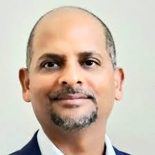 Dara Khani's Instagram, Twitter & Facebook