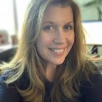 109000+ "Robyn -dhmh" profiles