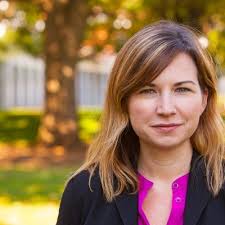 Shelly Lundberg (@ShellyJLundberg)