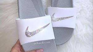 Pin By Jovanna Mundoo On Outfits And Shoes Nike Slippers Sparkly Sandals Swarovski Nike