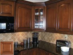 Learning About Granite Countertops To Match Oak Cabinets O Kitchen Cabinets With Black Appliances Cherry Cabinets Kitchen Kitchen Tile Backsplash With Oak