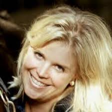 Karen Keren's Instagram, Twitter & Facebook