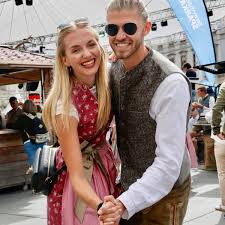 Pearl sage escort met up with Lauren lately for a 60 minute